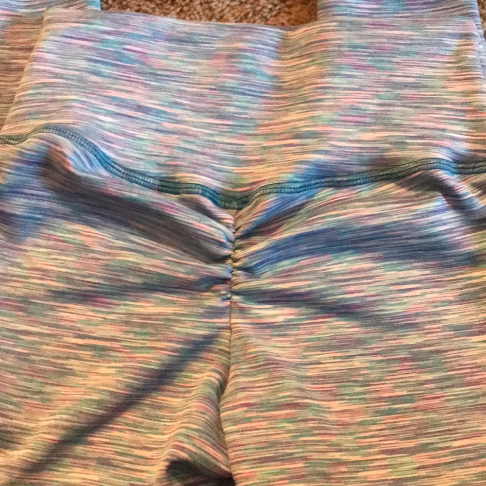 Abs2b size M brand new scrunched booty legging